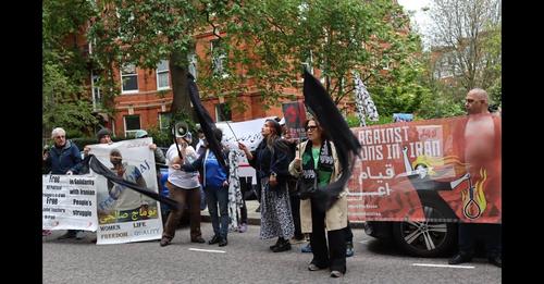 لندن: توماج صالحی آزاد باید گردد! صدای توماج باشیم! علیه سرکوب وحشیانه زنان وسیاست اعدام