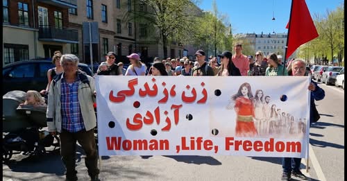 گزارشی از تظاهرات اول ماه مه در کپنهاگ و حضور شماری از فعالین ایرانی در آن